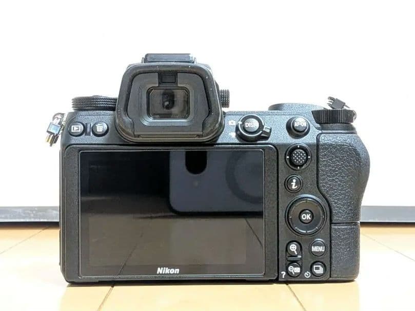 Nikon Z6 ミラーレス一眼 (おまけ付き)