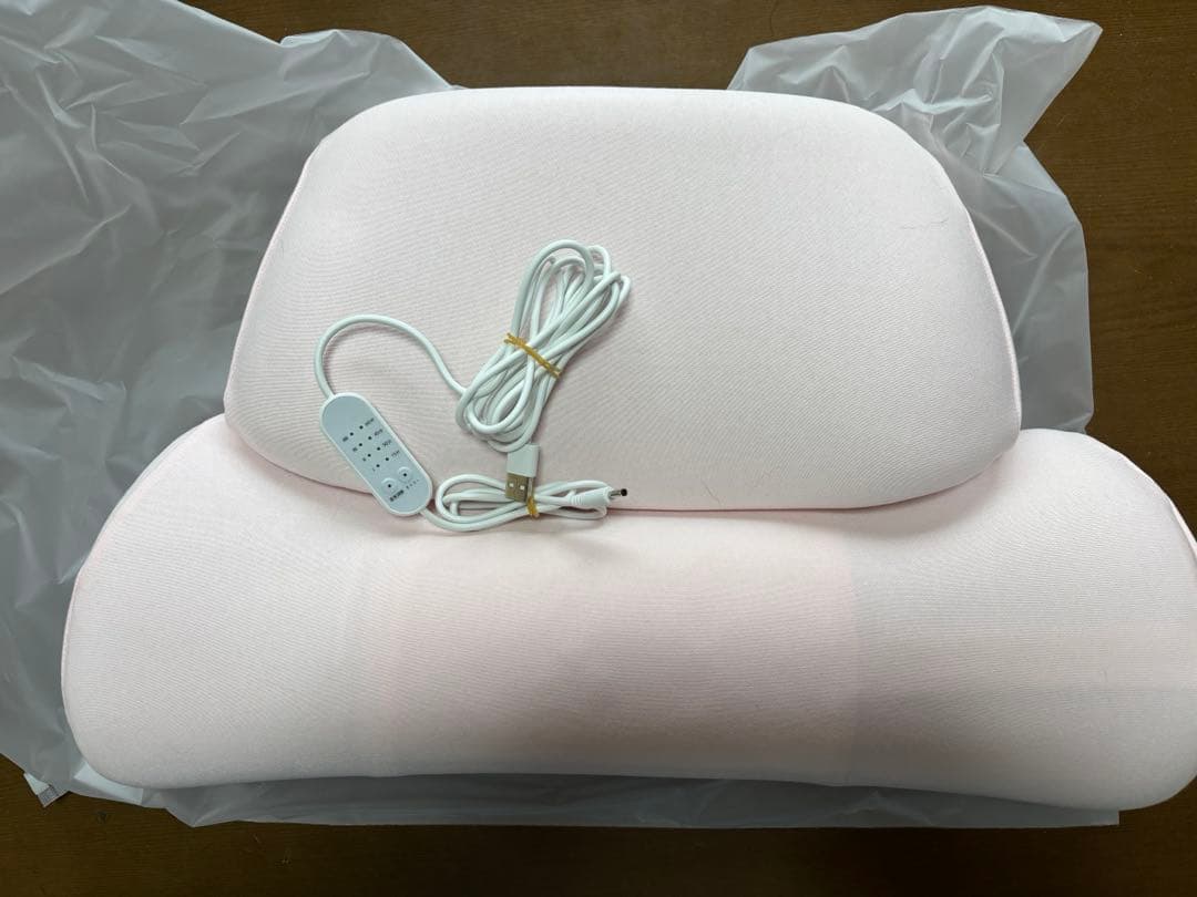 【首と肩がホッとする枕】 枕 ピロー 首 肩 温まる 温める ホット枕