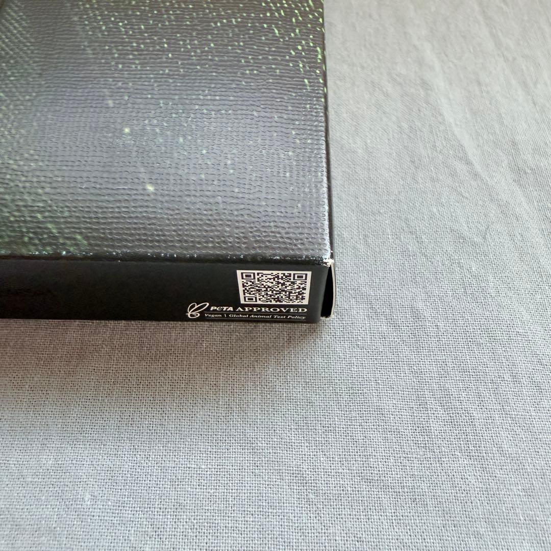 r.e.m.beauty Wicked For Good アイシャドウ パレット