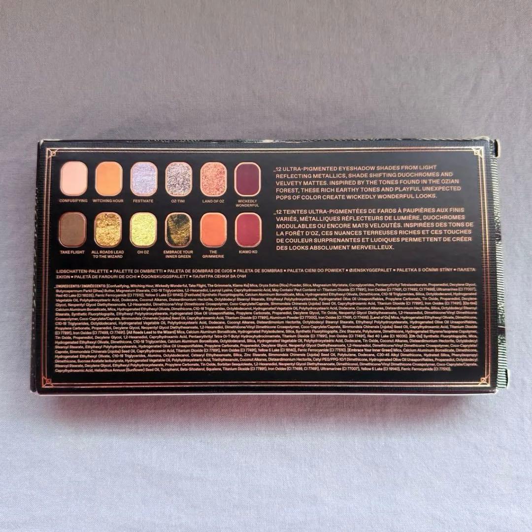 r.e.m.beauty Wicked For Good アイシャドウ パレット