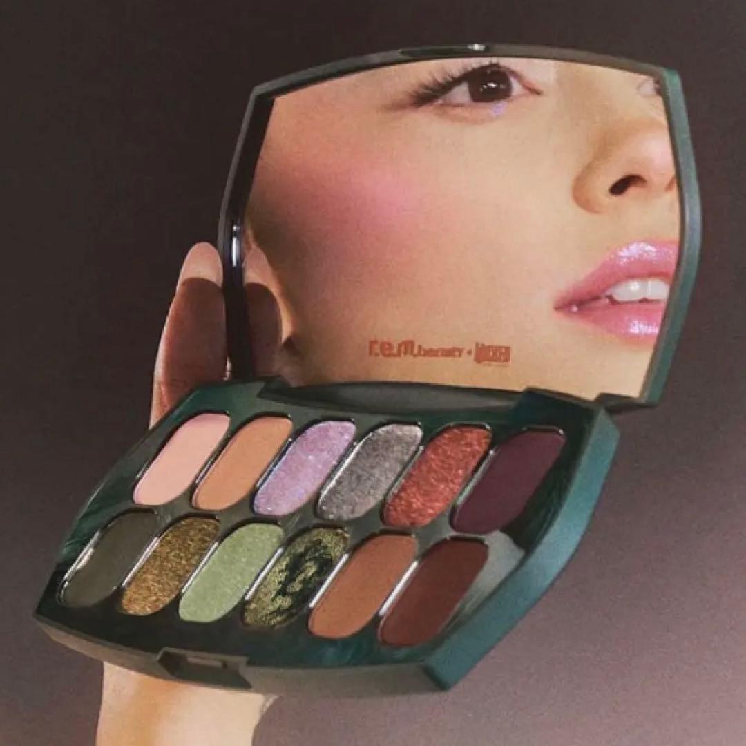 r.e.m.beauty Wicked For Good アイシャドウ パレット