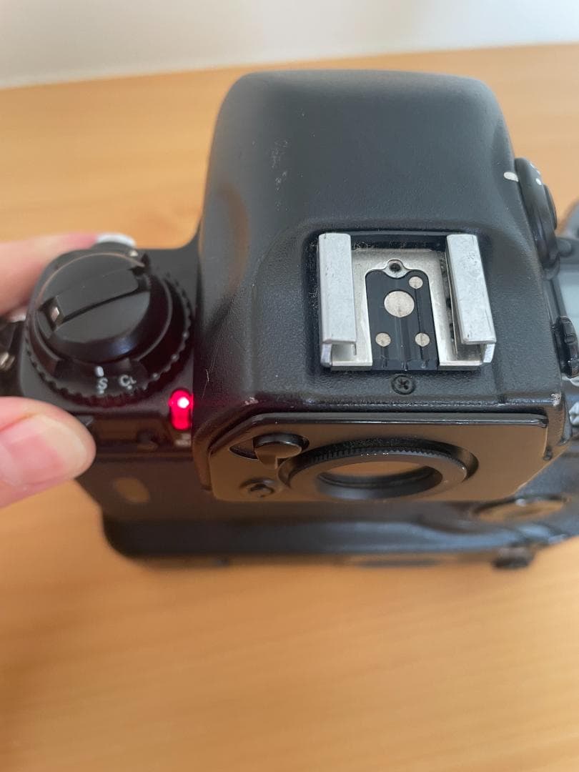 【動作品】Nikon F4S ボディ 一眼レフ フィルムカメラ シャッターOK