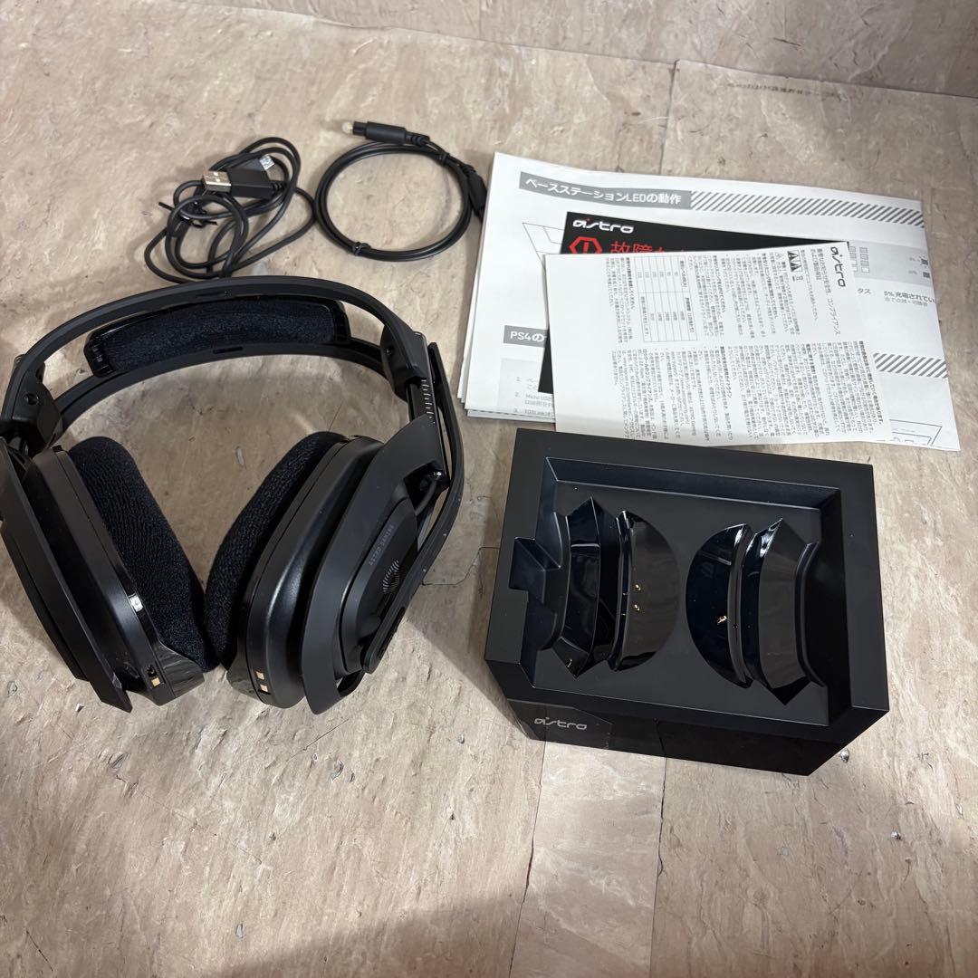 未使用に近い Logicool ASTRO A50 無線ヘッドセット＋ベース