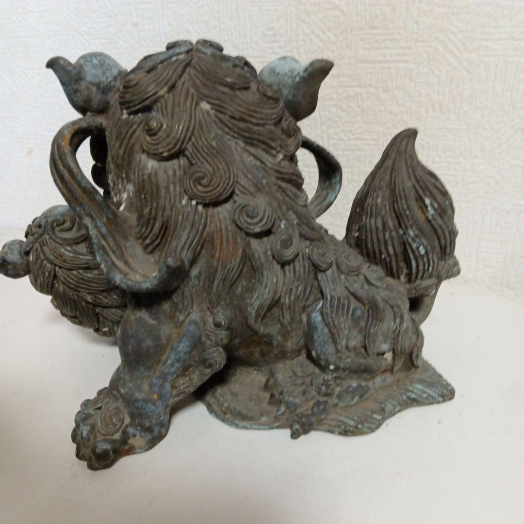 青銅製 獅子と子獅子の置物