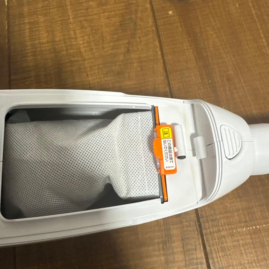 美品　マキタ 掃除機　CL107FD コードレス