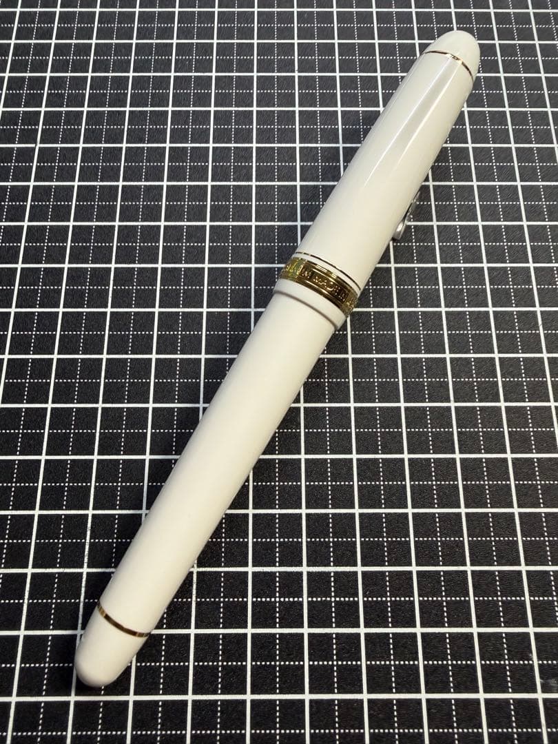 筆記具 PLATINUM #3776 CENTURY Chenonceau white