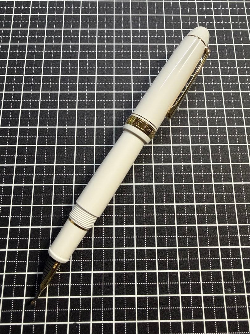 筆記具 PLATINUM #3776 CENTURY Chenonceau white