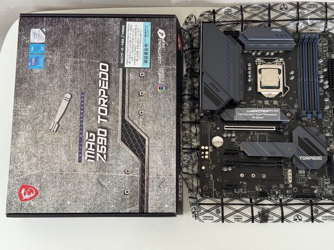 Z590マザー + i3-10105F + GTX1080 + 16Gメモリ