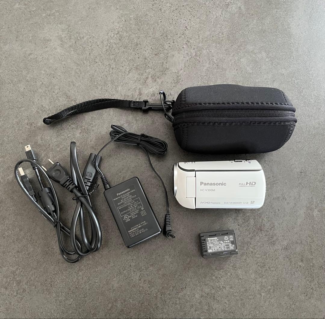 【美品】Panasonic HC-V300M ビデオカメラ 本体
