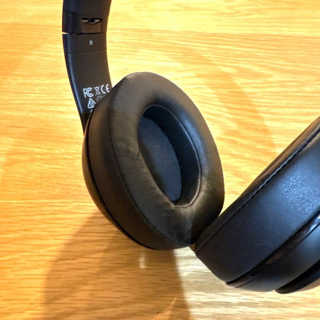 BEATS ワイヤレスヘッドホン b0501