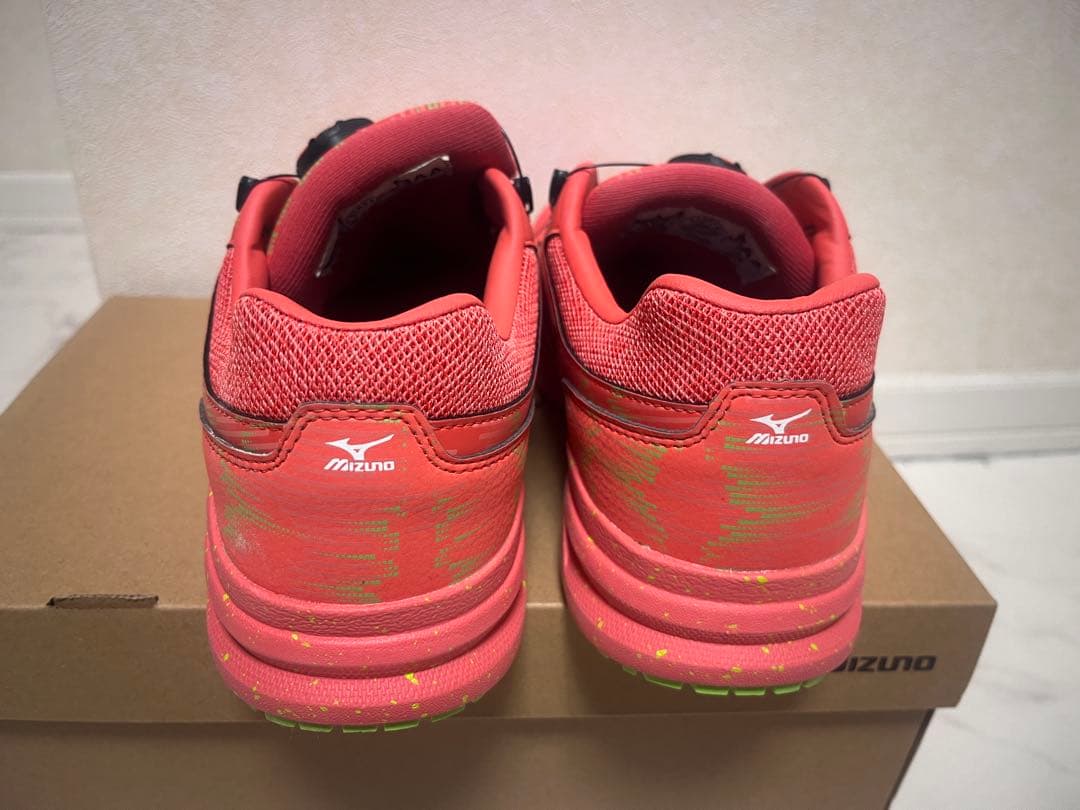 ミズノ　安全靴　限定品　MIZUNO