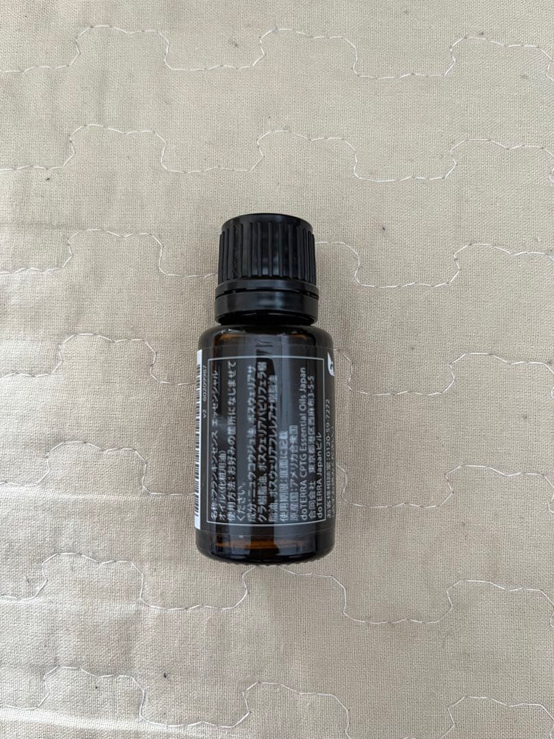 新品未開封　ドテラ　doTERRA フランキンセンス