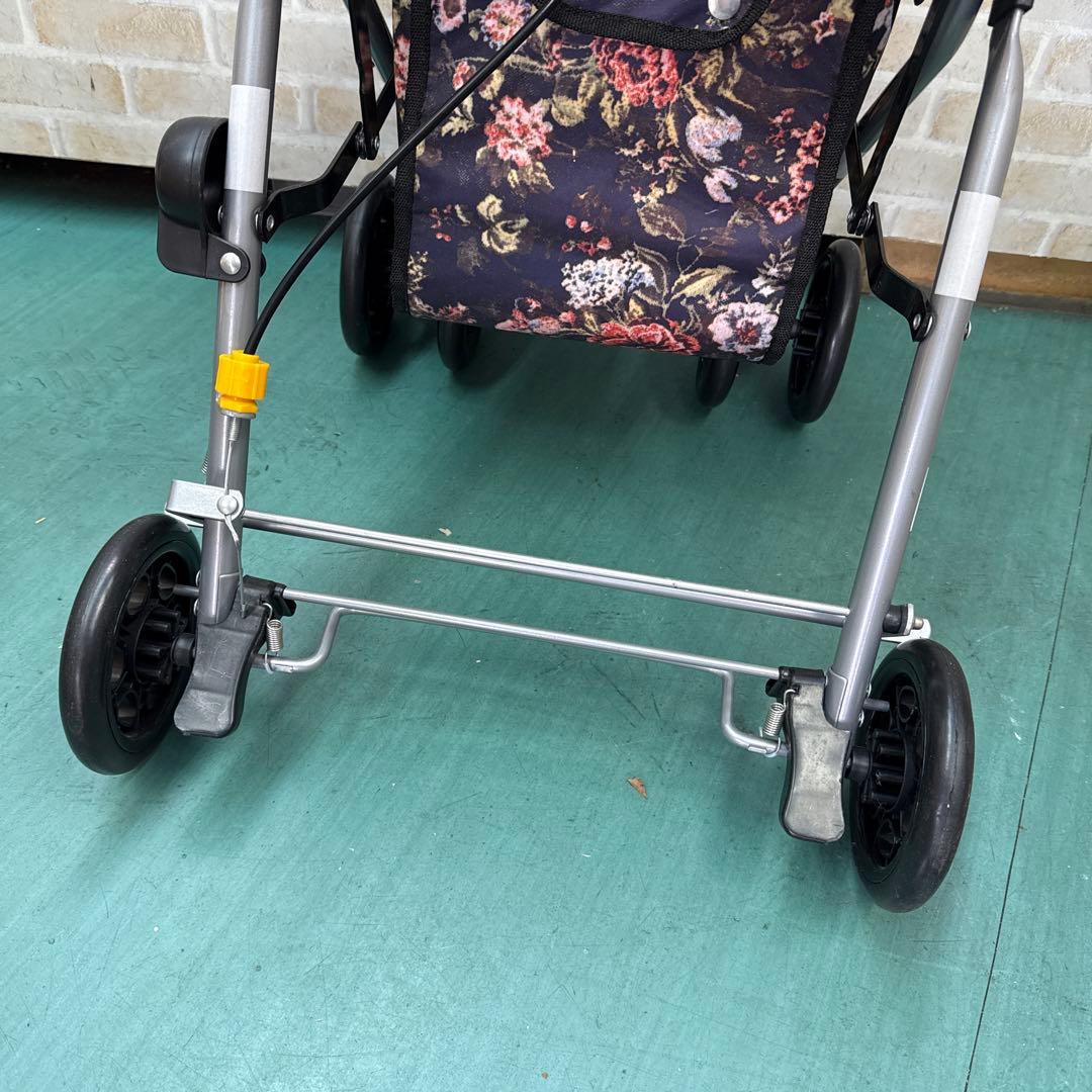 ichigo ichie シルバーカー マキテック社　折りたたみ式