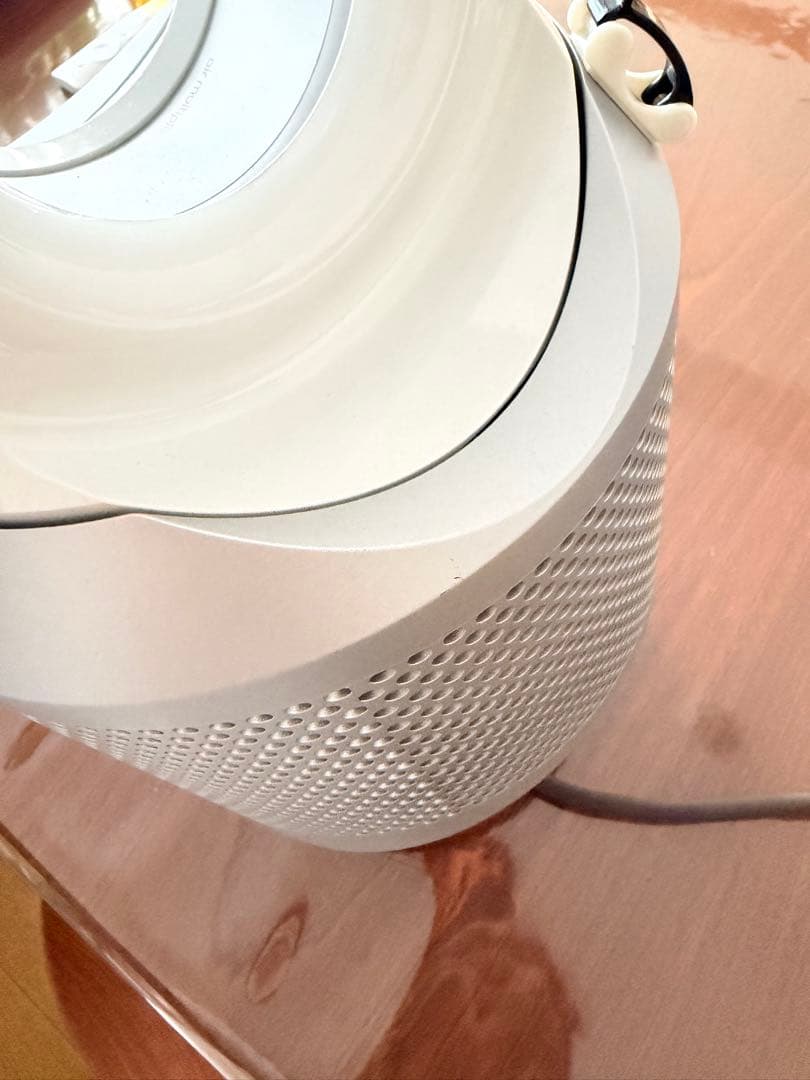Dyson 空気清浄機能付ファンヒーターHP03