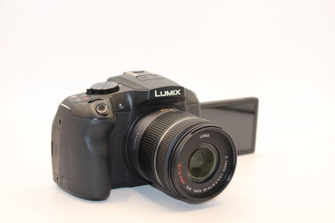 ★ショット数8614回★ LUMIX DMC-G6 レンズキット　ミラーレス