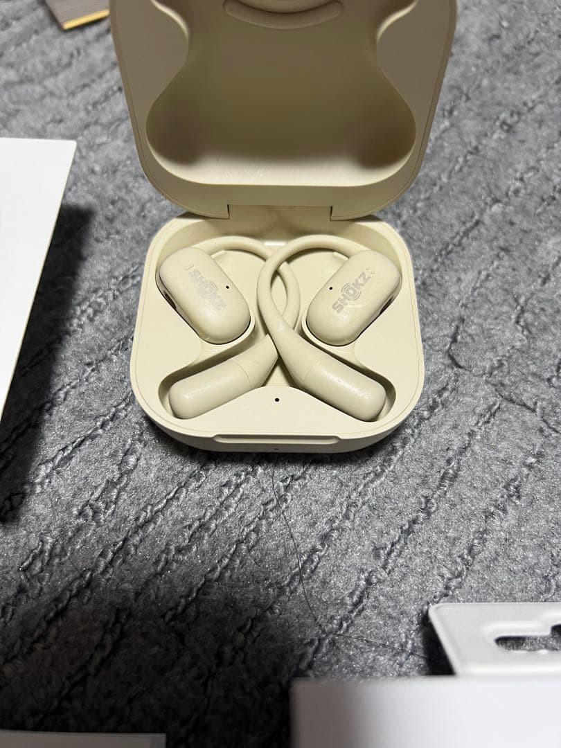 SHOKZ OPENFIT ワイヤレスイヤホン クリーム