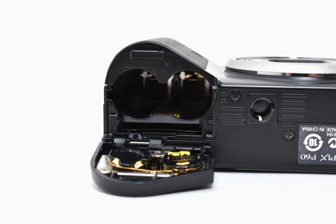 NIKON ニコン COOLPIX P60 動作好調 コンデジ デジタルカメラ