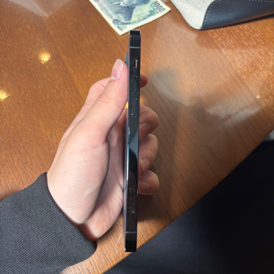 ト*ゥ様 iPhone12 Pro