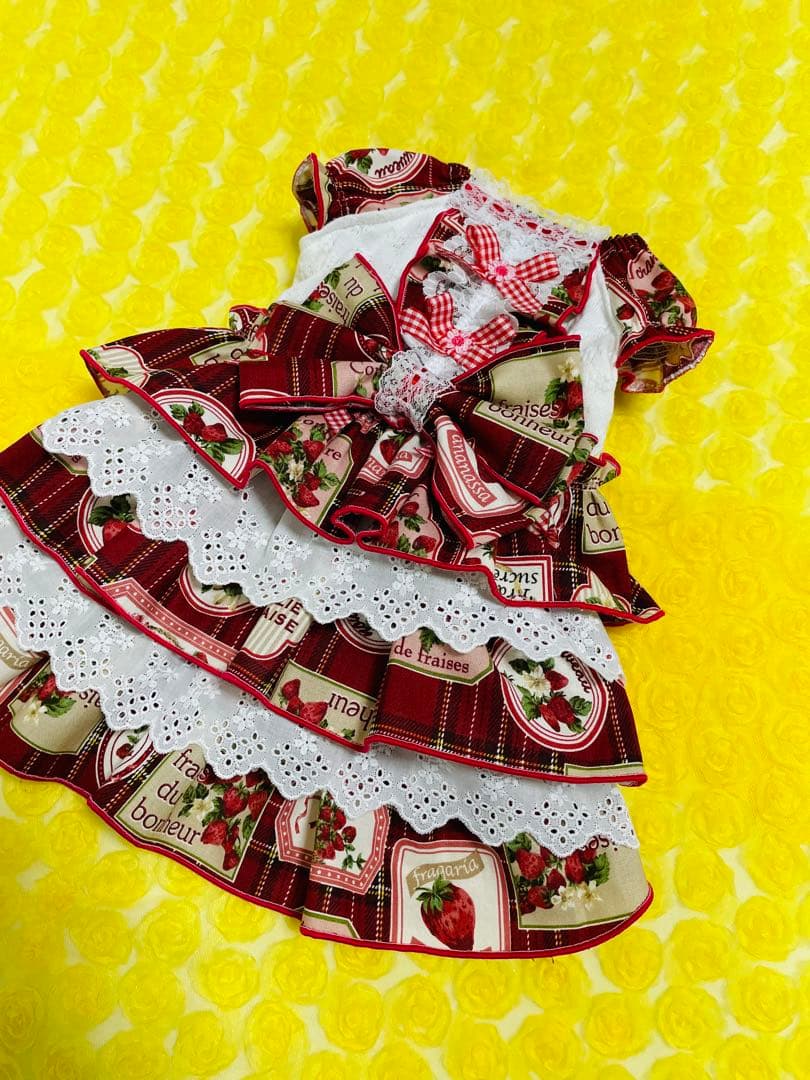 み　犬服　ハンドメイド　わんこ服　3段フリルレース付きワンピ