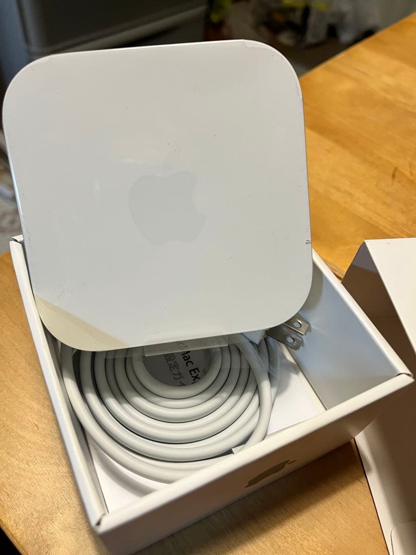 お値下げ！未使用　Apple AirMac Express A1392 ルーター