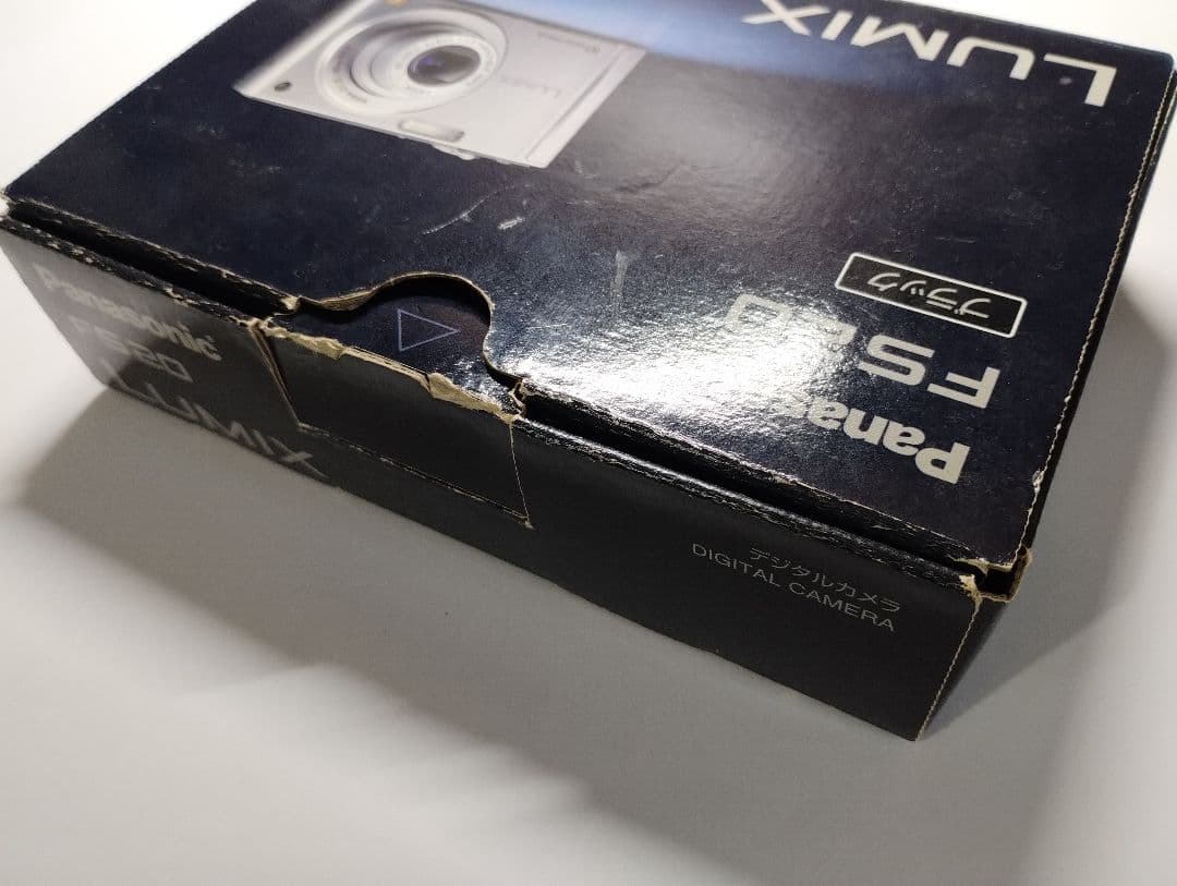 パナソニック　デジタルカメラ　LUMIX DMC-FS20　おまけ付き