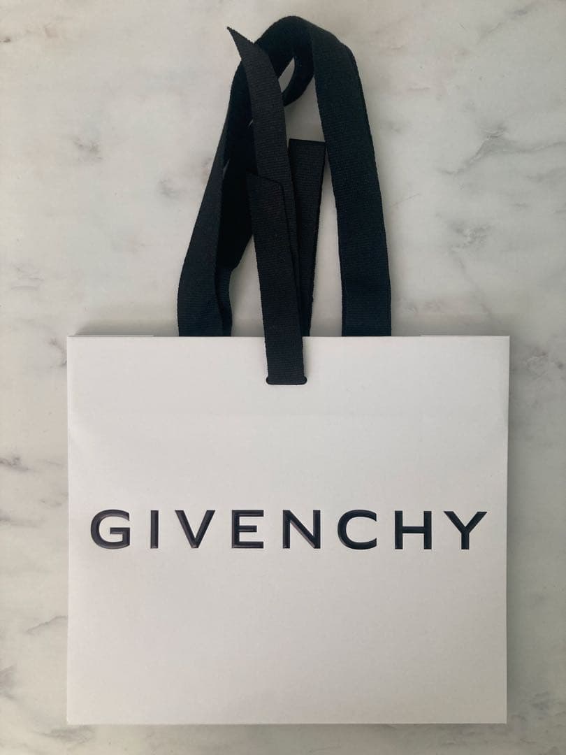 ★正規品 未使用★Givenchy ジバンシィ 空箱、布袋、ショッパー、封筒