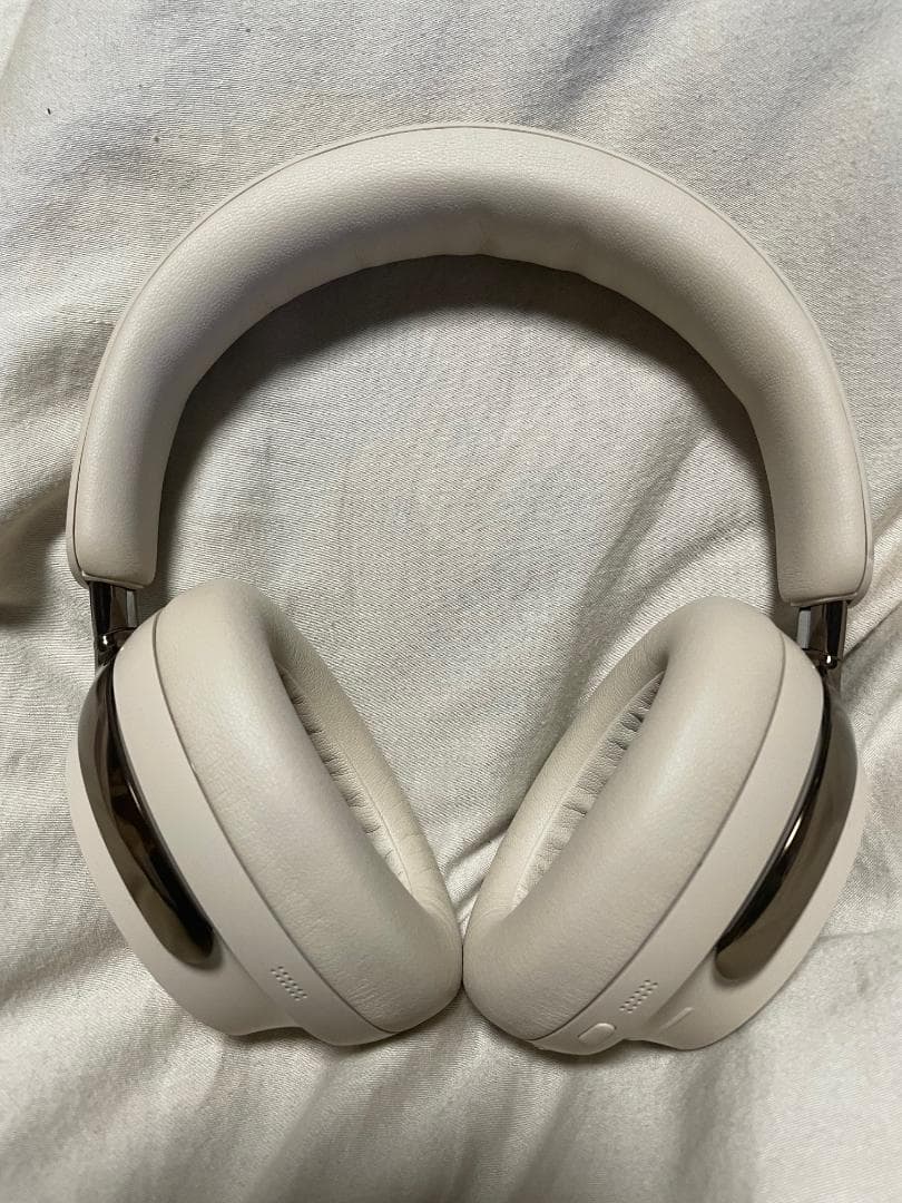 極美品 Bose QuietComfort Ultra LE 第2世代