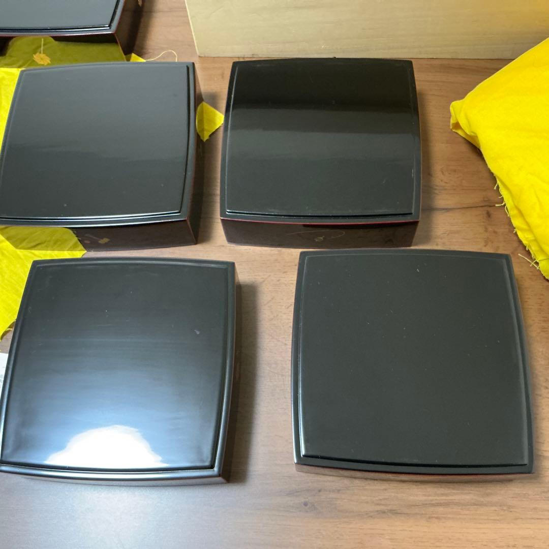 輪島塗　小重弁当　5客　中島　九香　中古　(小重・弁当箱)