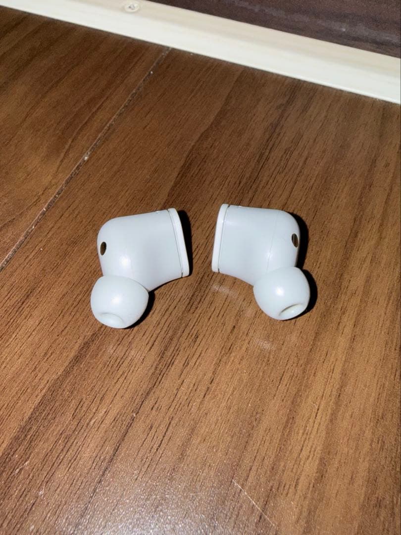 【美品】Beats Studio Buds ホワイト ANC ワイヤレスイヤホン