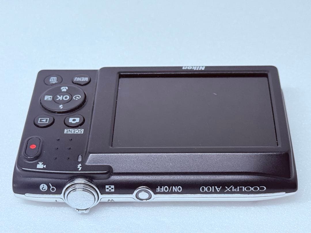 Nikon COOLPIX A100シルバー コンパクトデジカメ