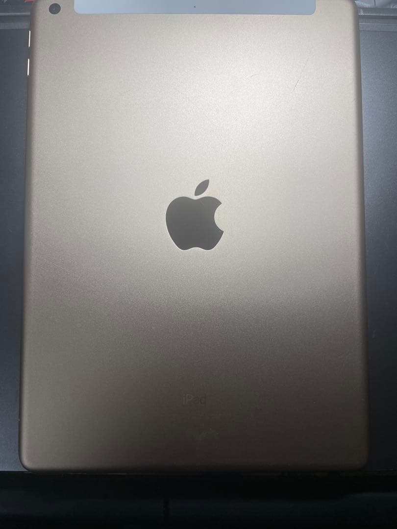Apple iPad 第5世代 32GB