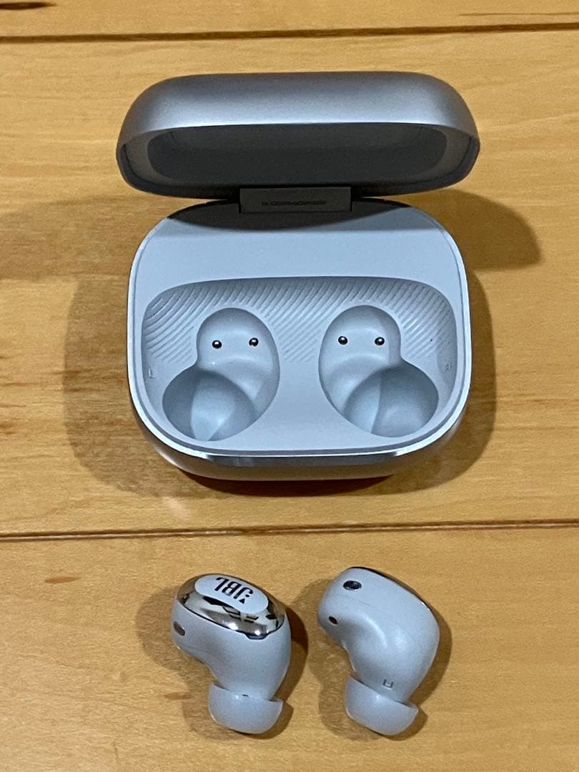 JBL LIVE BUDS 3 ワイヤレスイヤフォン