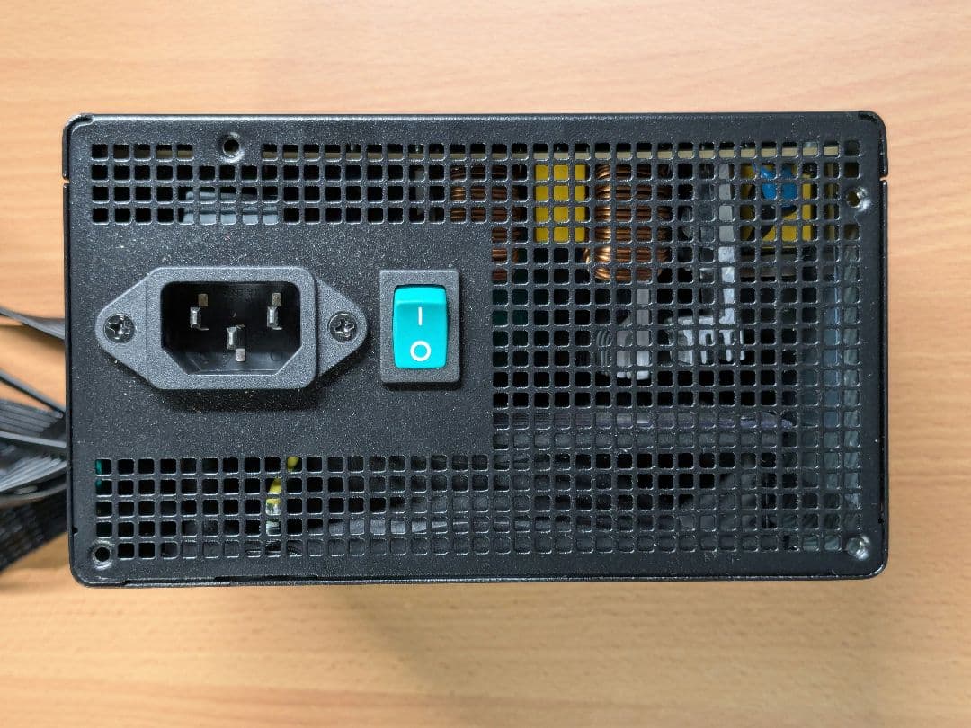 DeepCool PK750D 750W 電源ユニット