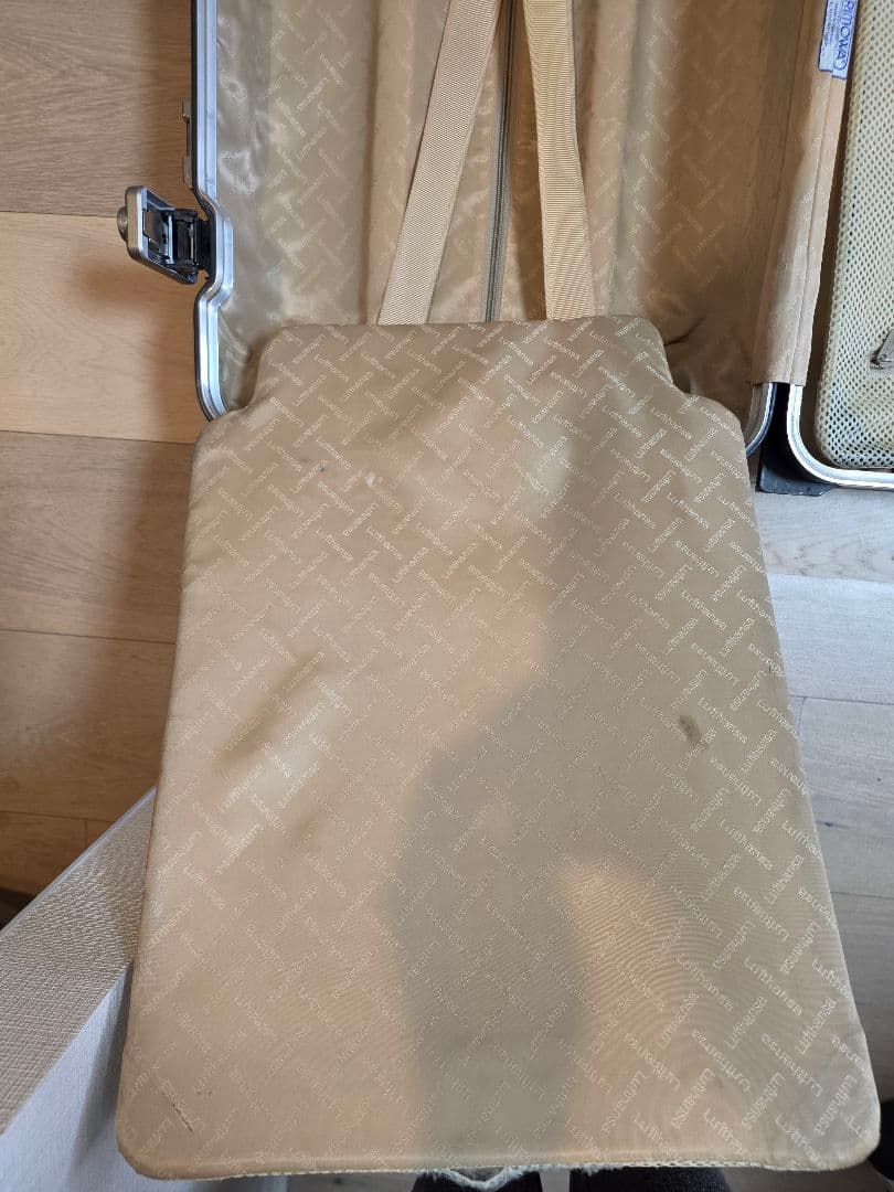 RIMOWA　ルフトハンザ　2輪モデル