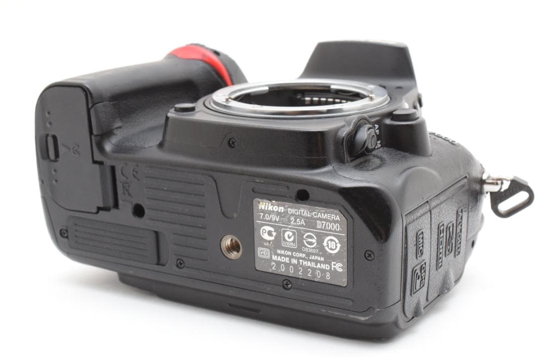 #712★動作品★Nikon D7000 デジタル一眼レフカメラボディ