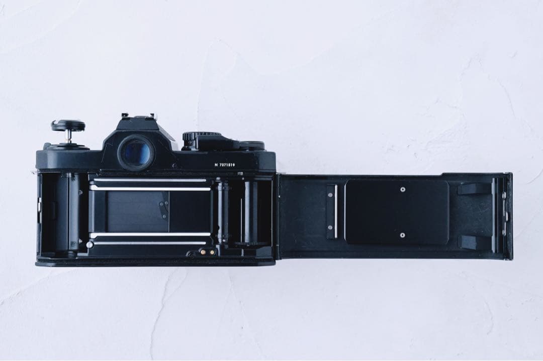 ^^◎ Nikon New FM2 単焦点レンズ付き