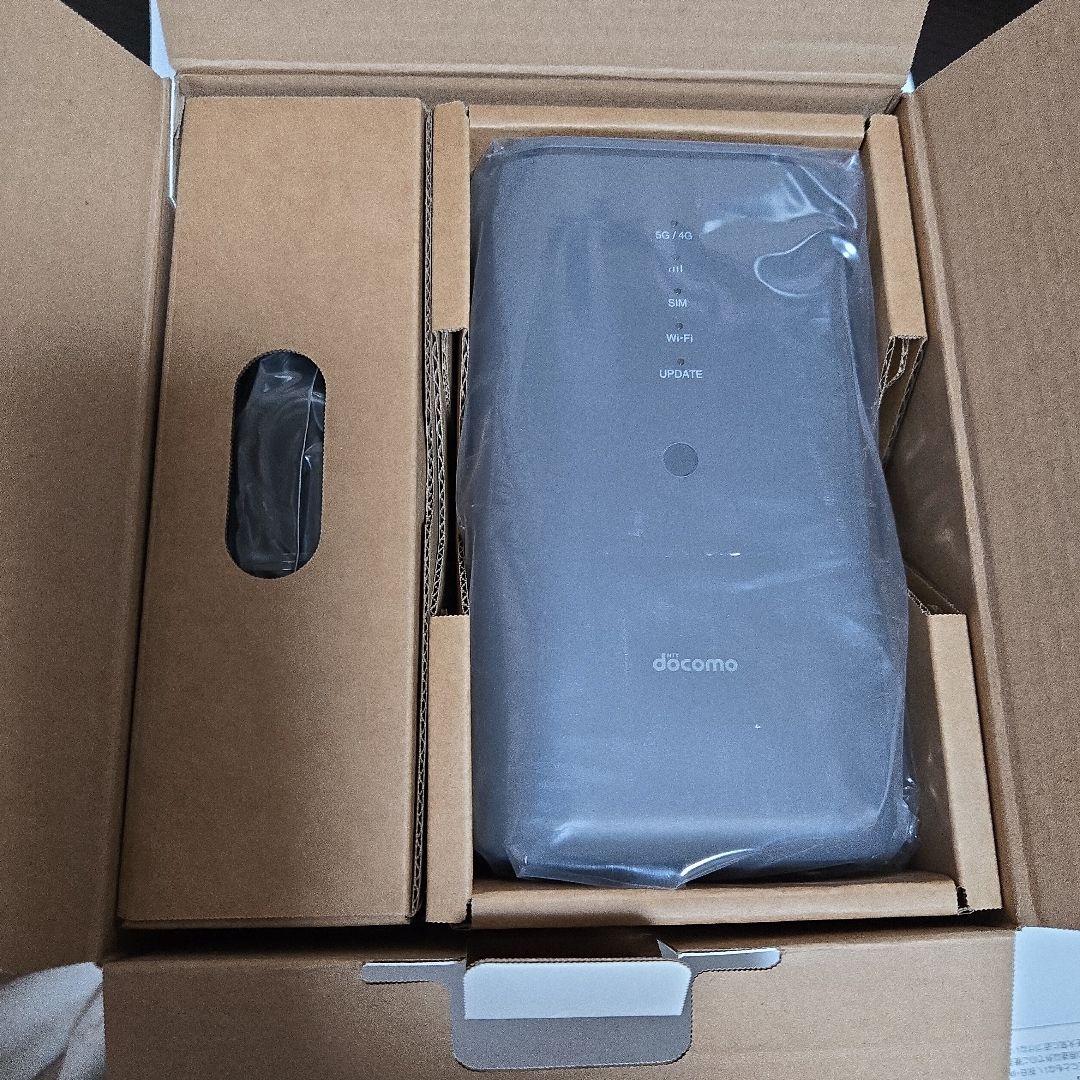 新品未使用美品！！　docomo 5g