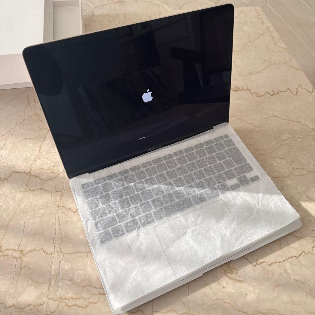【美品】 Mac Book Air - M1チップ - 512GB - 8GB