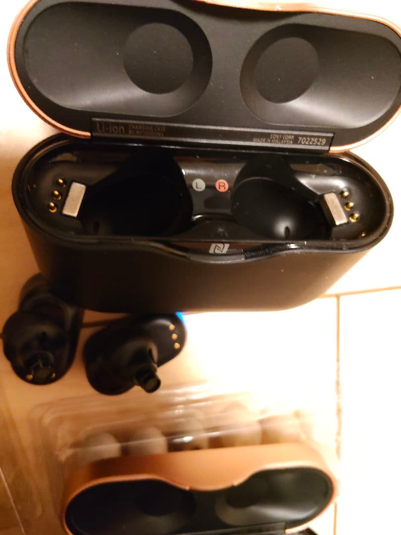 まとめ売りジャンクSONYWF-1000XM4　2個　WF-1000XM3　4個