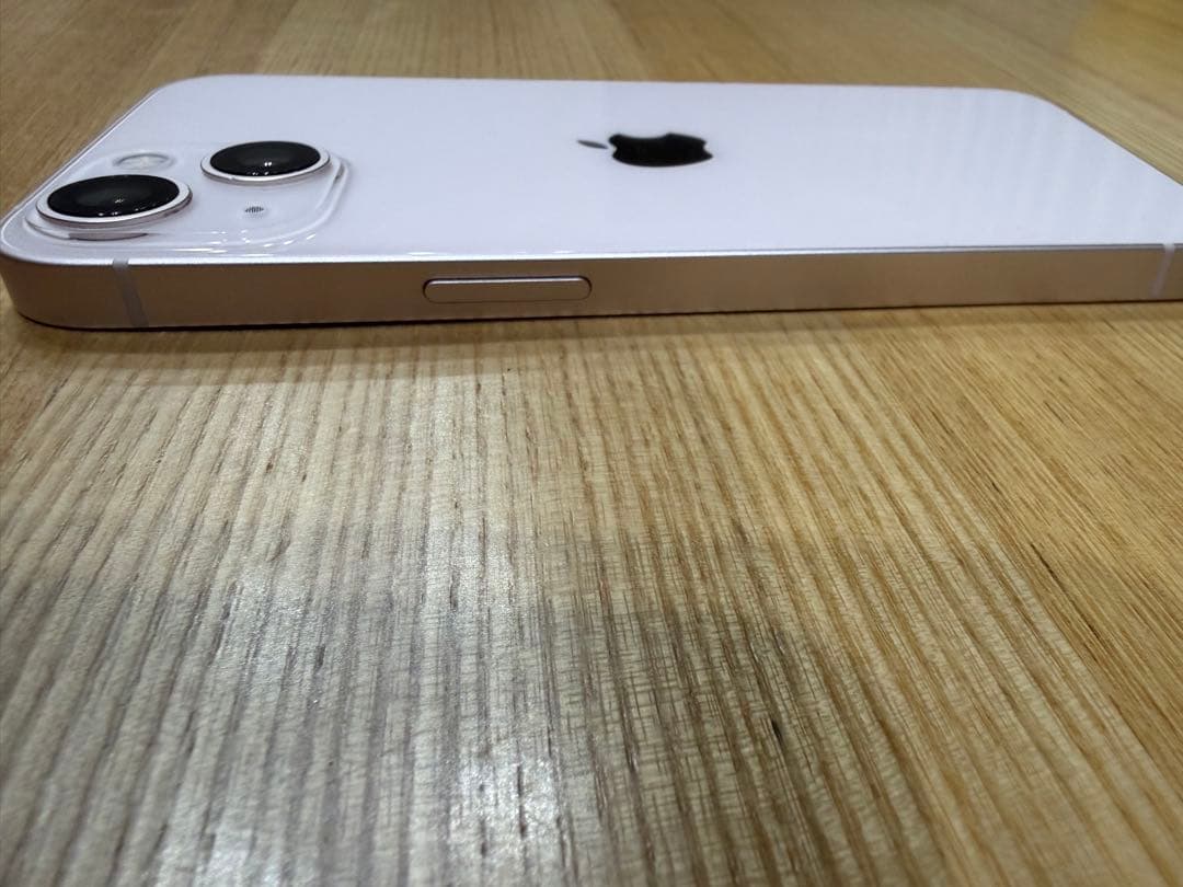 Apple iPhone 14 ホワイト 6.1インチ