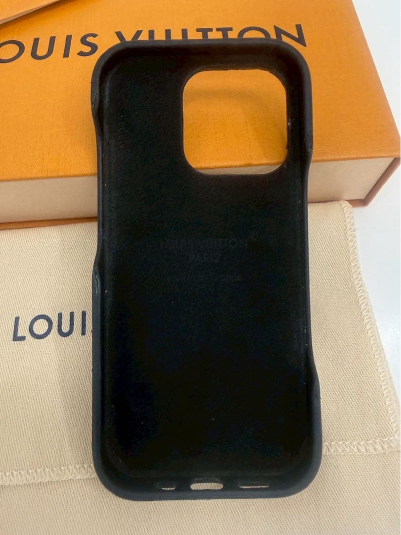 【格安】ルイヴィトン iPhone 16 Pro ケース バンパー モノグラム