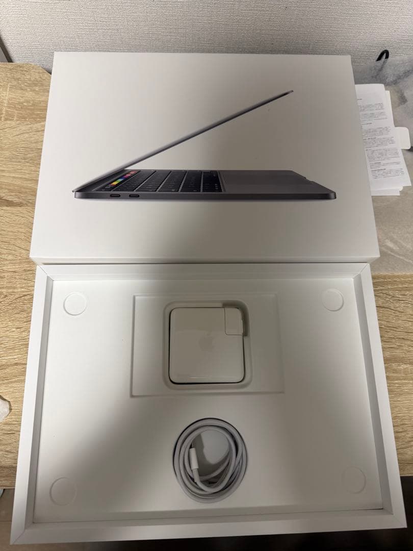 MacBook Pro 13インチ（2020年 / Intelモデル）