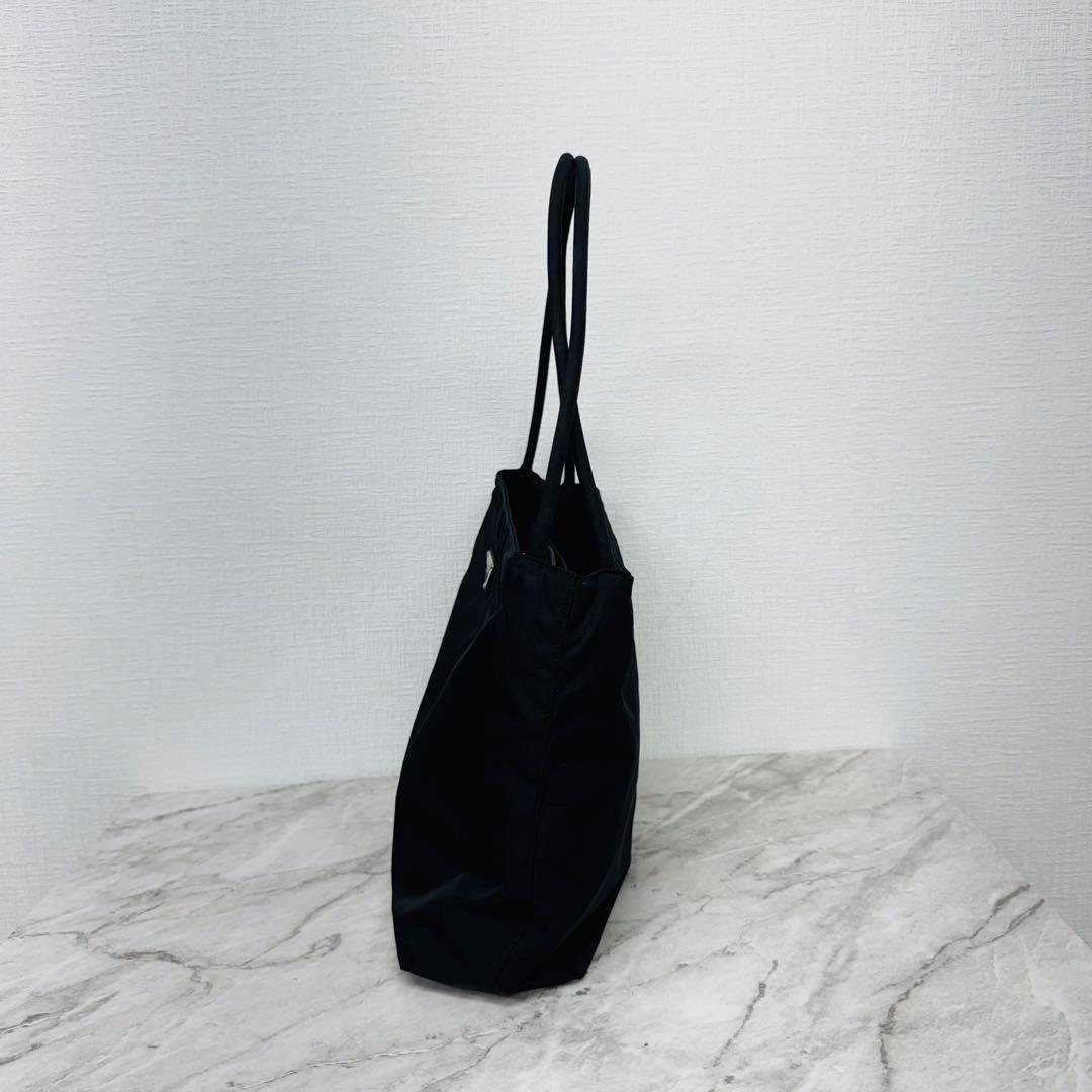 ✨PRADA✨プラダ✨ナイロン✨ロゴ✨ブラック✨トートバッグ✨