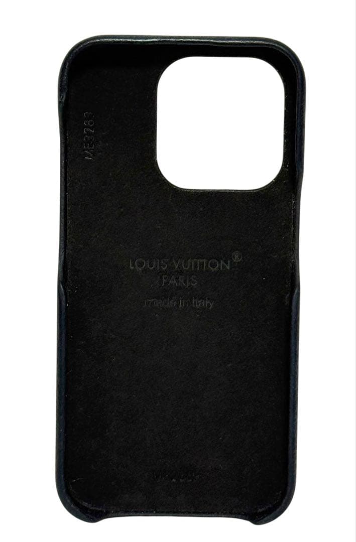 極美品☆ルイヴィトン M82889 iPhone 15pro レザー　バンパー
