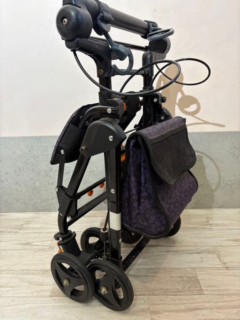 てテイコブ　折りたたみ式　シルバーカー　コンパクト　軽量