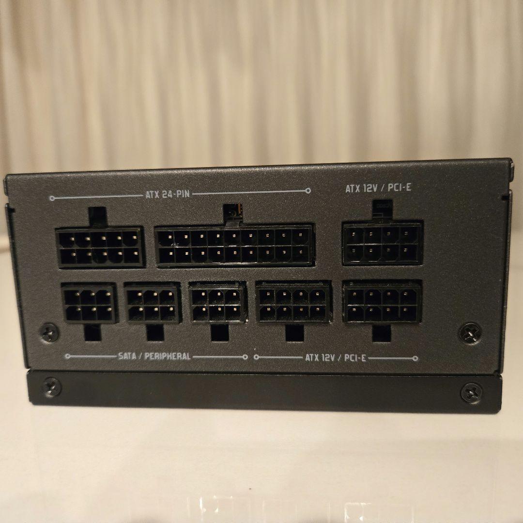 Fractal Design ION SFX-L 650G 650W 電源
