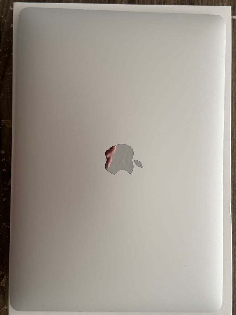MacBook Air 2020 i5 16GB 1TB 13インチ 動作良好
