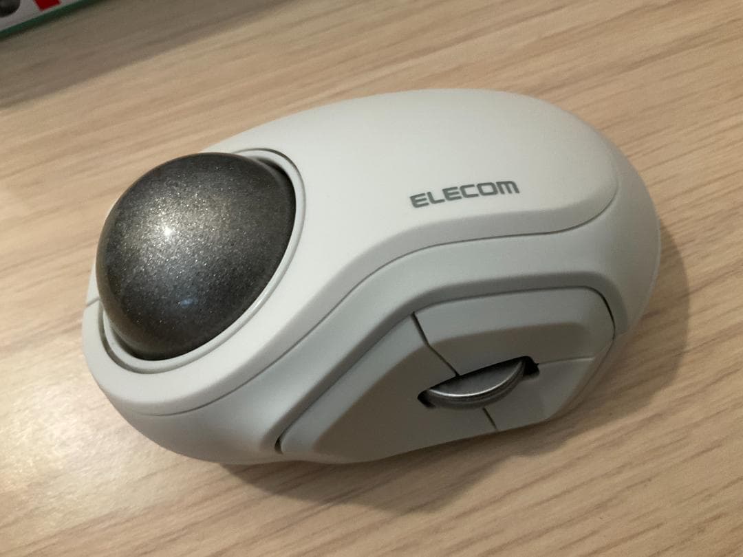 ELECOM bitra 人差し指タイプ　トラックボールマウス