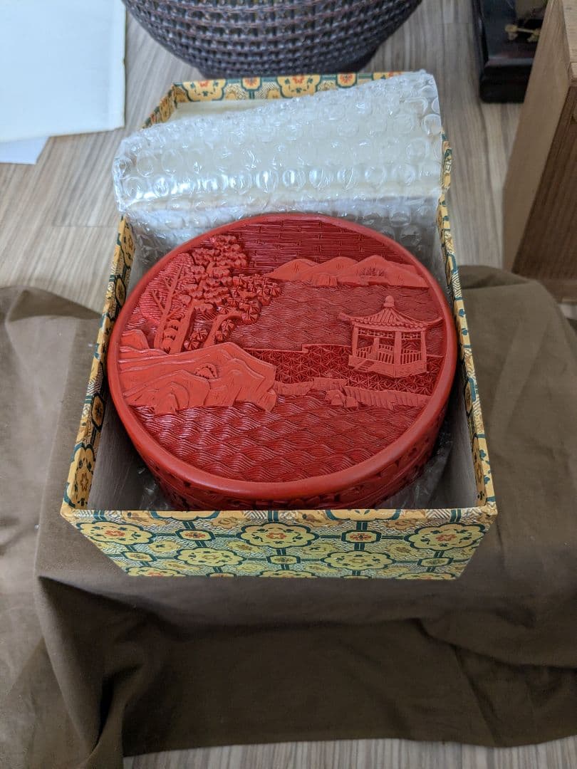 漆製 菓子器 細密彫刻 共箱付き、本日限定値下げ！最終価格！