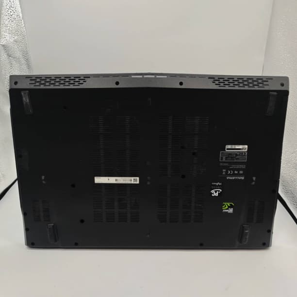 大画面17 GTX1060 フルHD 16GB i7-7 SSD256GB